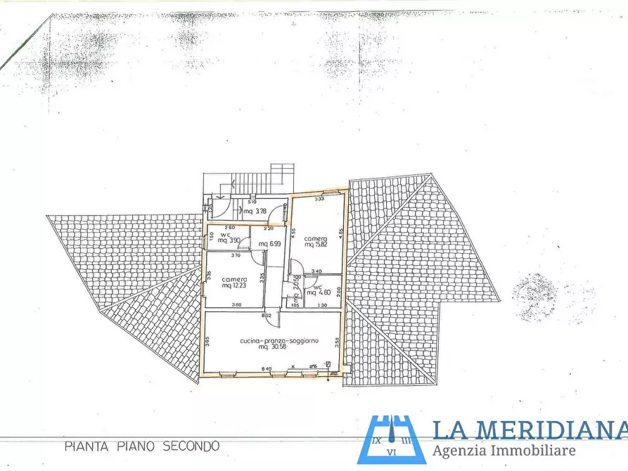 Immagine 48 di Casa colonica in vendita  a Lamporecchio