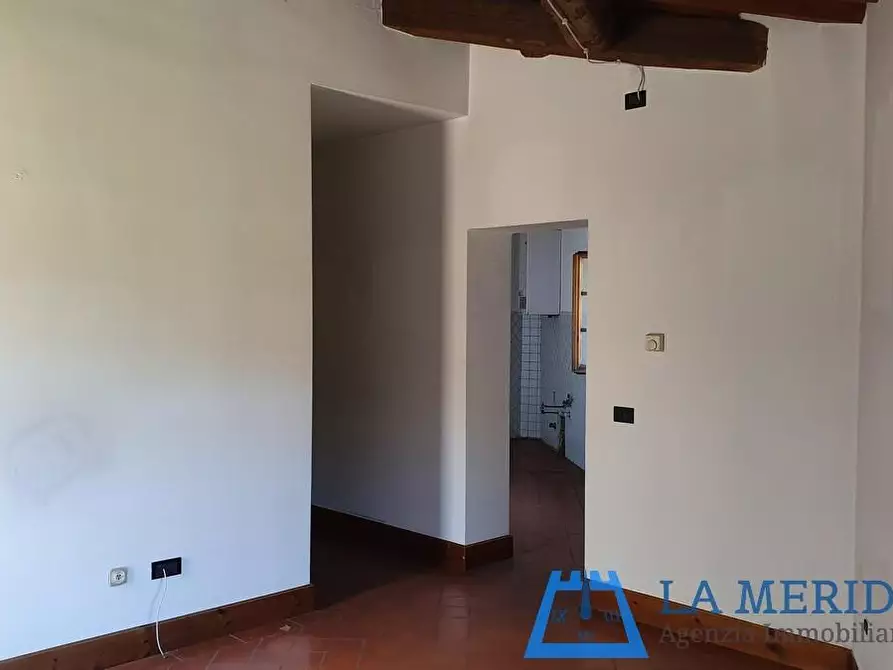 Immagine 33 di Casa colonica in vendita  a Lamporecchio