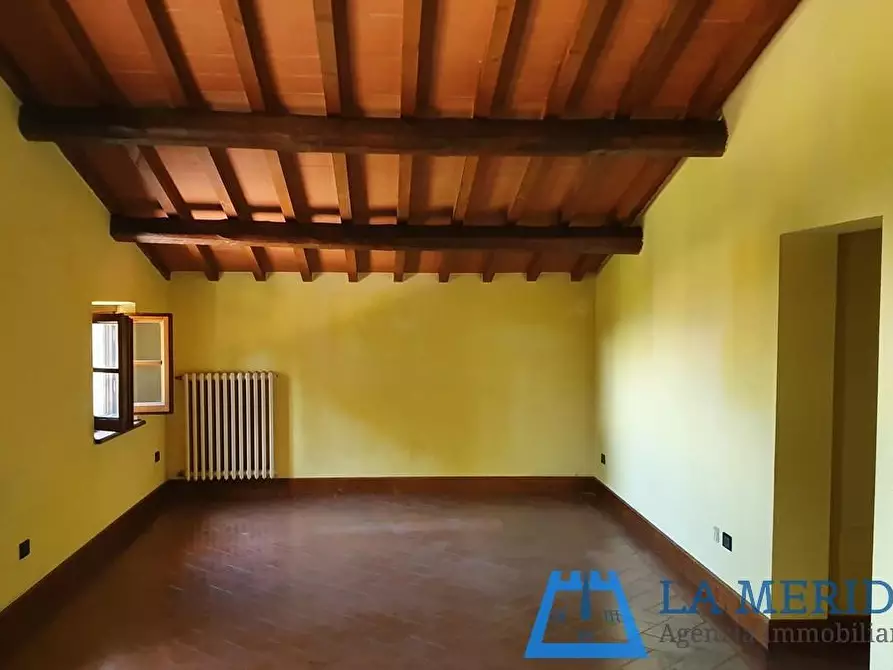 Immagine 31 di Casa colonica in vendita  a Lamporecchio