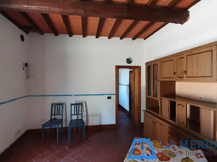 Immagine 11 di Casa colonica in vendita  a Lamporecchio