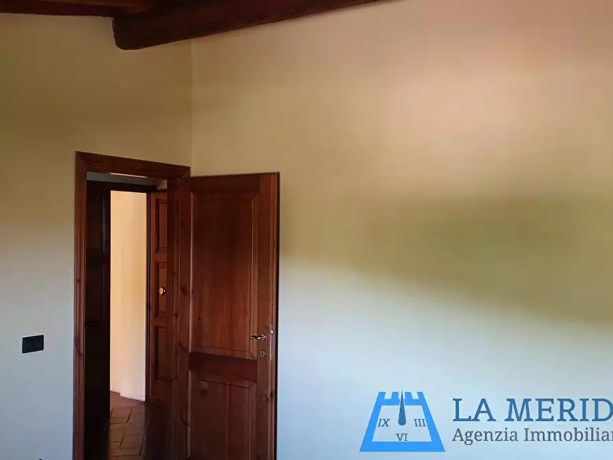 Immagine 27 di Casa colonica in vendita  a Lamporecchio