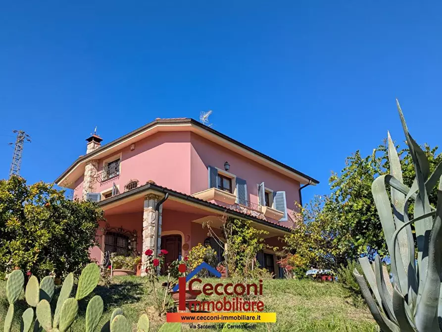 Immagine 3 di Villa in vendita  a Cerreto Guidi