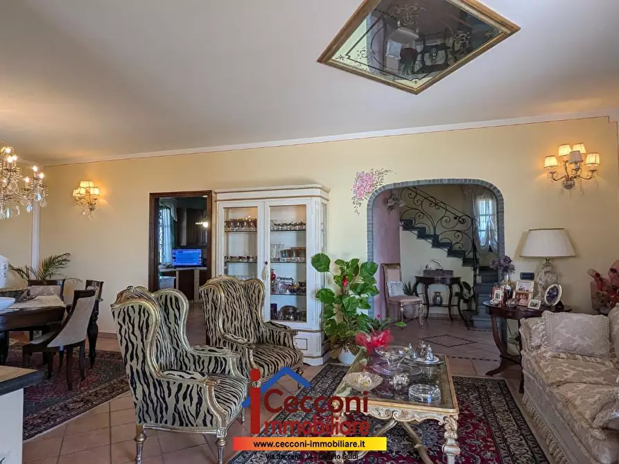 Immagine 5 di Villa in vendita  a Cerreto Guidi