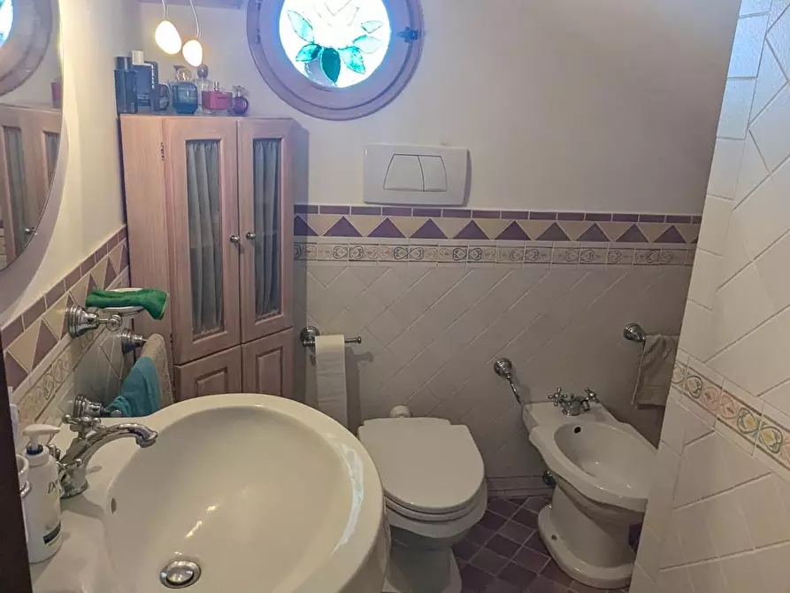 Immagine 11 di Villa in vendita  a Cerreto Guidi