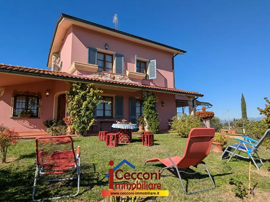 Immagine 1 di Villa in vendita  a Cerreto Guidi
