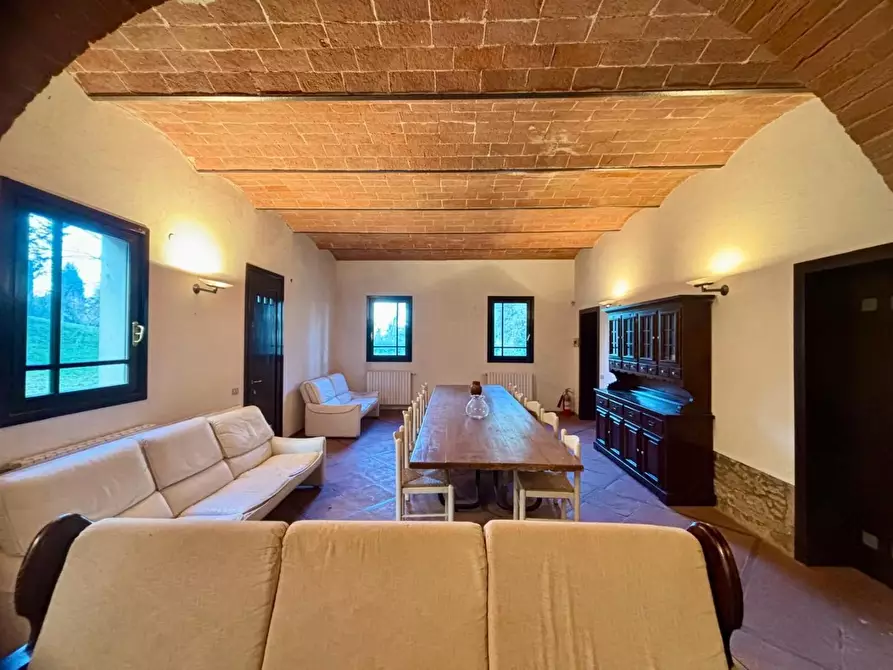 Immagine 12 di Villa in vendita  a Palaia