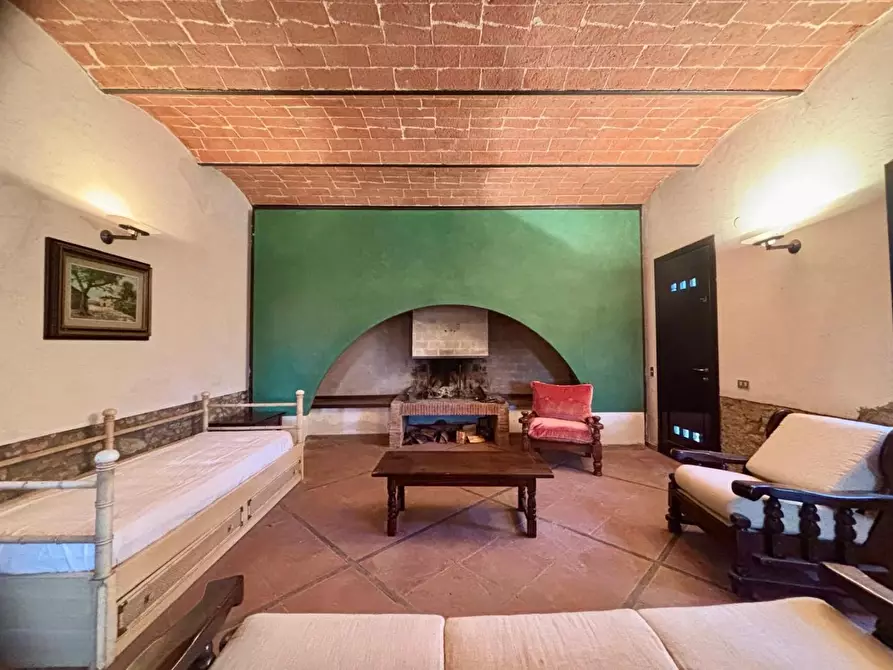 Immagine 17 di Villa in vendita  a Palaia