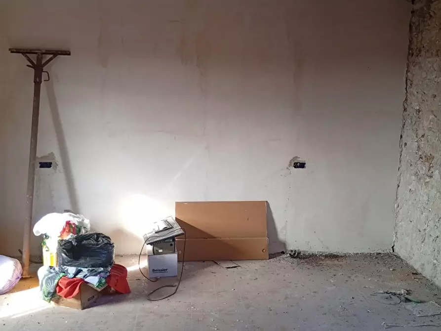 Immagine 3 di Casa semindipendente in vendita  a Carrara