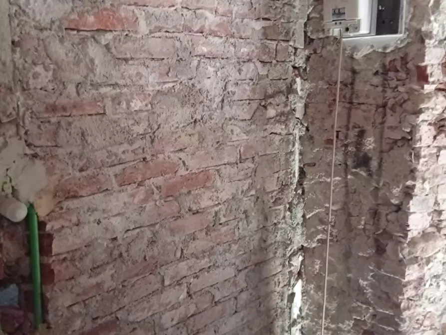 Immagine 13 di Casa semindipendente in vendita  a Carrara