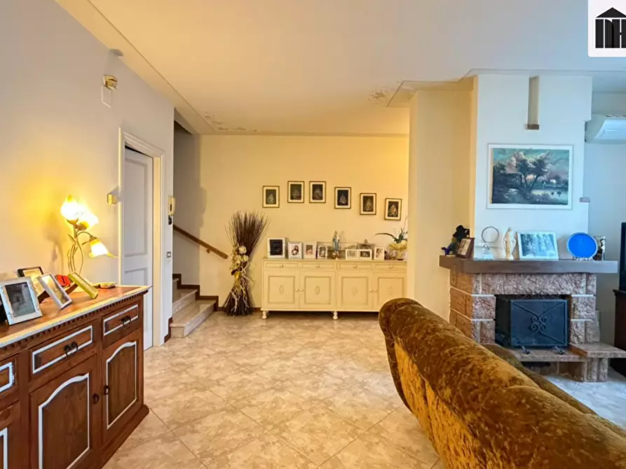 Immagine 9 di Porzione di casa in vendita  a Santa Croce Sull'arno