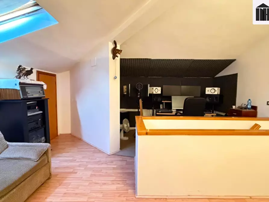 Immagine 28 di Porzione di casa in vendita  a Santa Croce Sull'arno