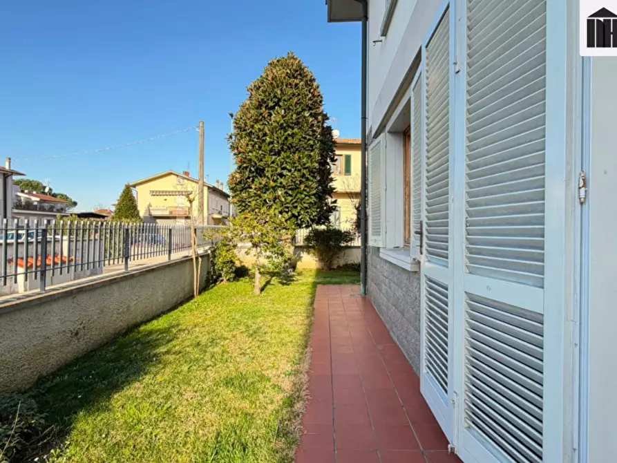 Immagine 3 di Porzione di casa in vendita  a Santa Croce Sull'arno