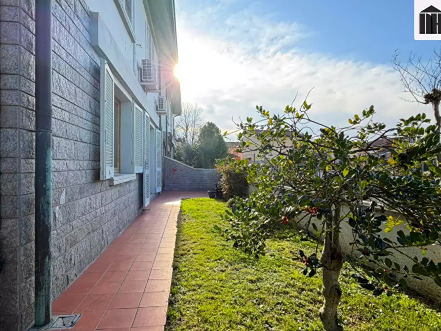 Immagine 4 di Porzione di casa in vendita  a Santa Croce Sull'arno