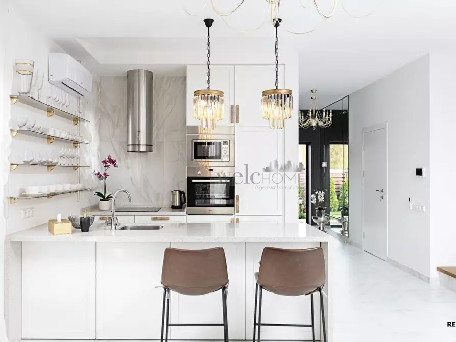 Immagine 12 di Villetta a schiera in vendita  a Signa