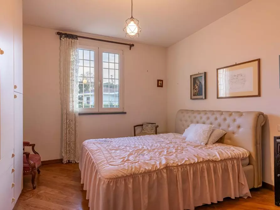 Immagine 36 di Casa bifamiliare in vendita  a Pontedera