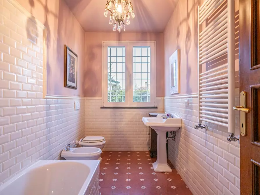 Immagine 32 di Casa bifamiliare in vendita  a Pontedera