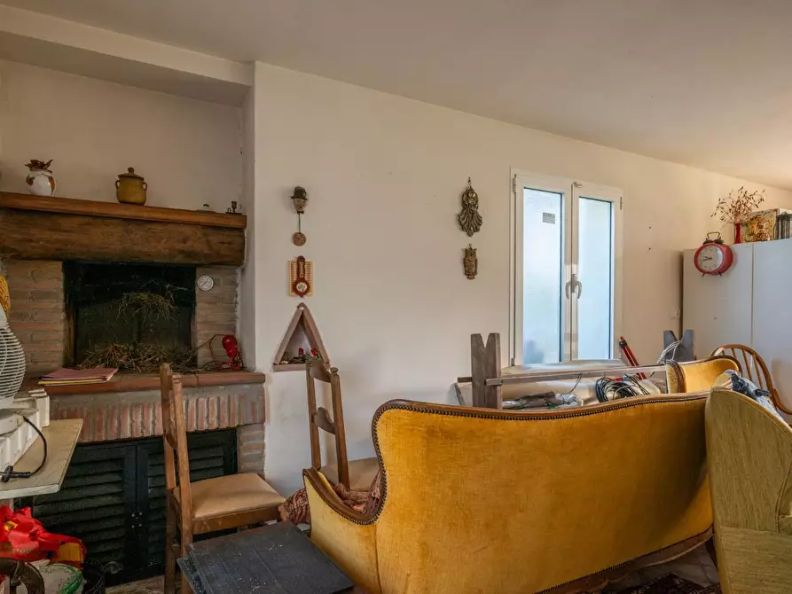 Immagine 46 di Casa bifamiliare in vendita  a Pontedera