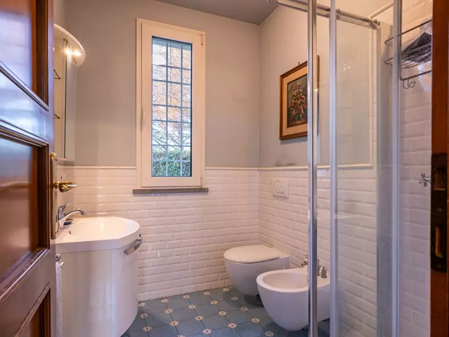 Immagine 38 di Casa bifamiliare in vendita  a Pontedera