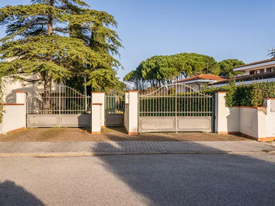 Immagine 49 di Casa bifamiliare in vendita  a Pontedera