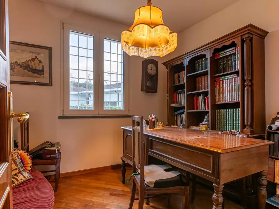 Immagine 34 di Casa bifamiliare in vendita  a Pontedera