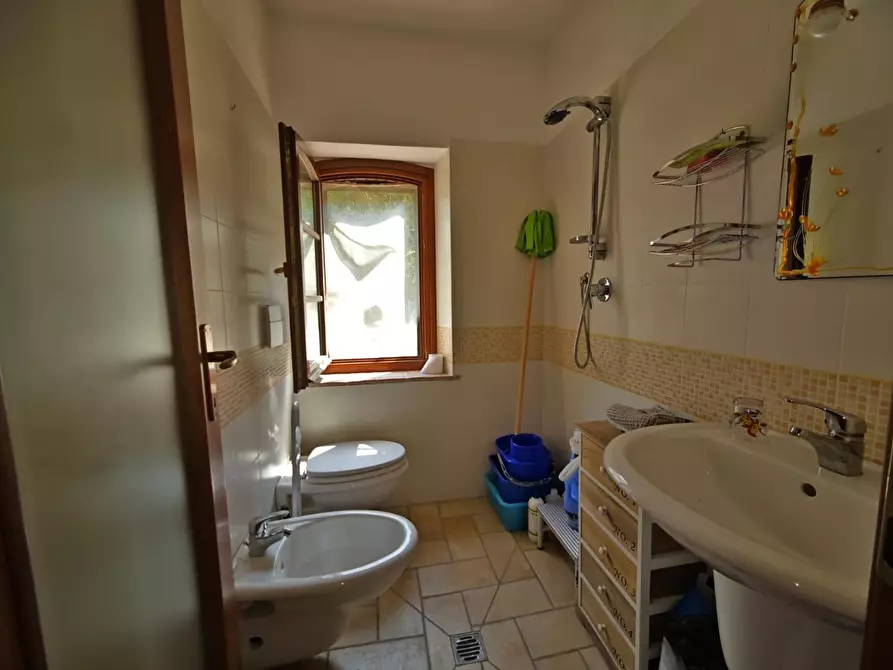 Immagine 6 di Villa in vendita  a Montecatini Val Di Cecina