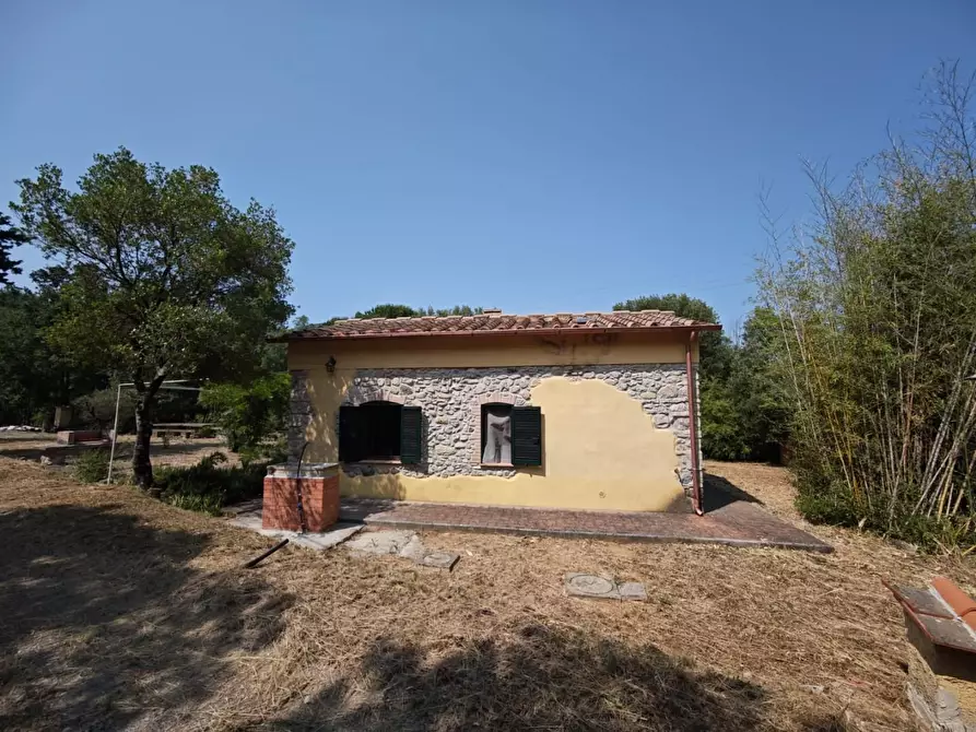 Immagine 11 di Villa in vendita  a Montecatini Val Di Cecina