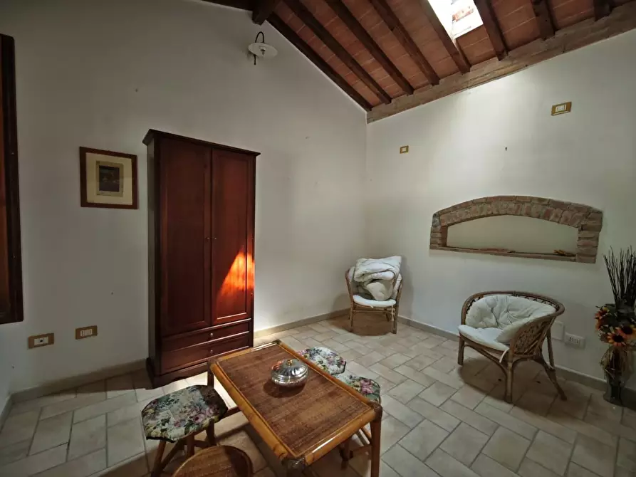 Immagine 7 di Villa in vendita  a Montecatini Val Di Cecina