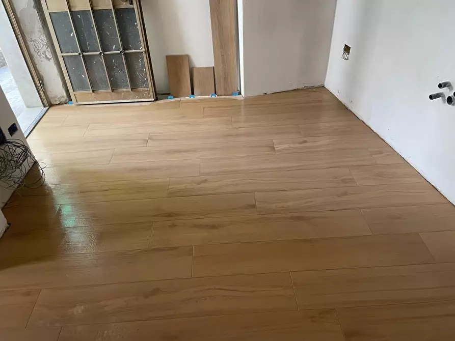 Immagine 3 di Appartamento in vendita  a Massa