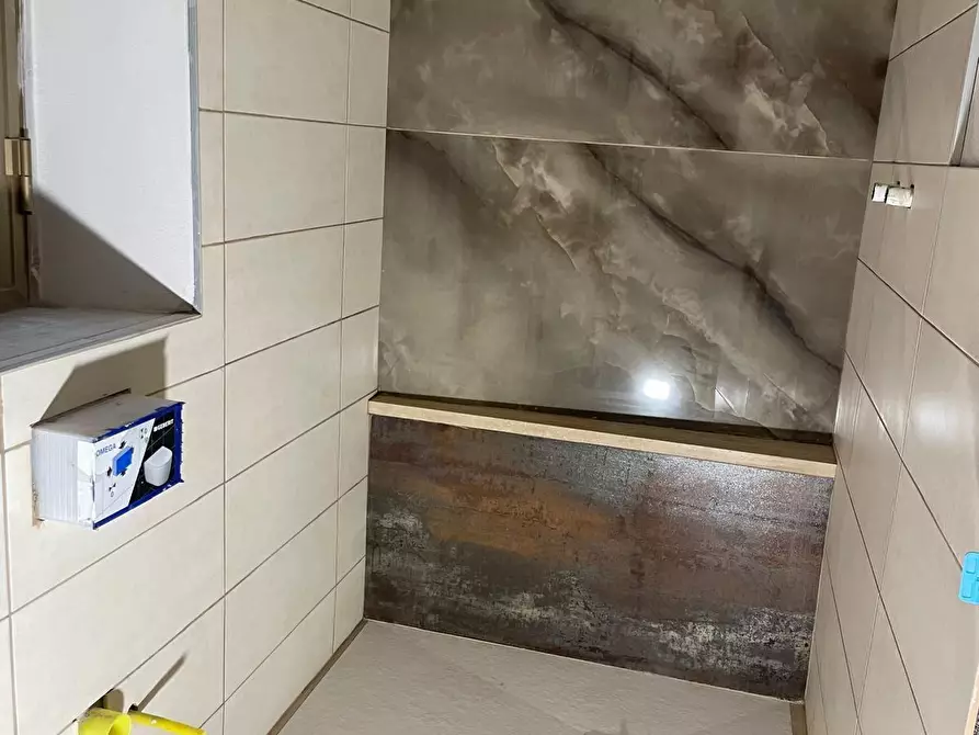 Immagine 8 di Appartamento in vendita  a Massa