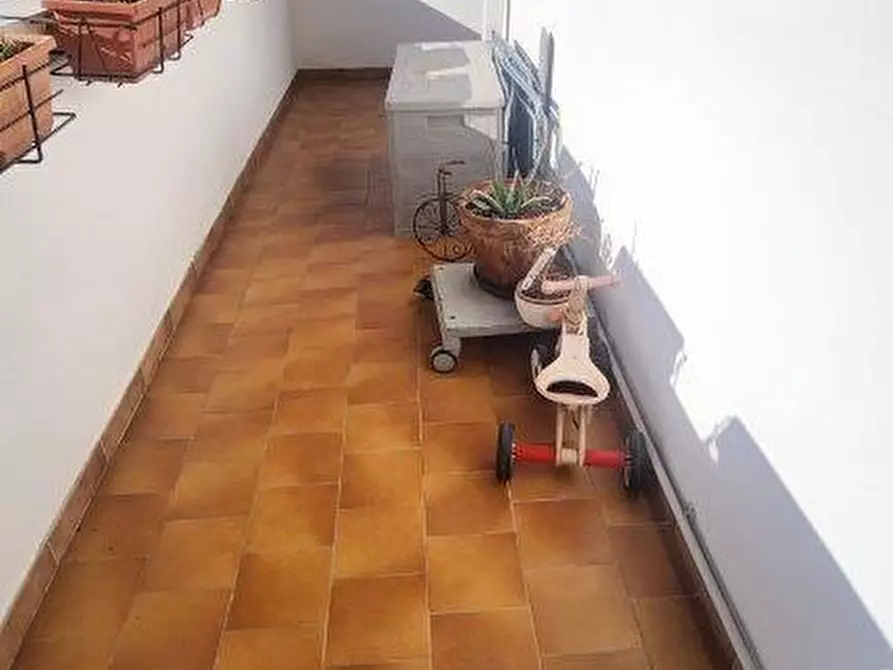 Immagine 15 di Appartamento in vendita  a Cascina