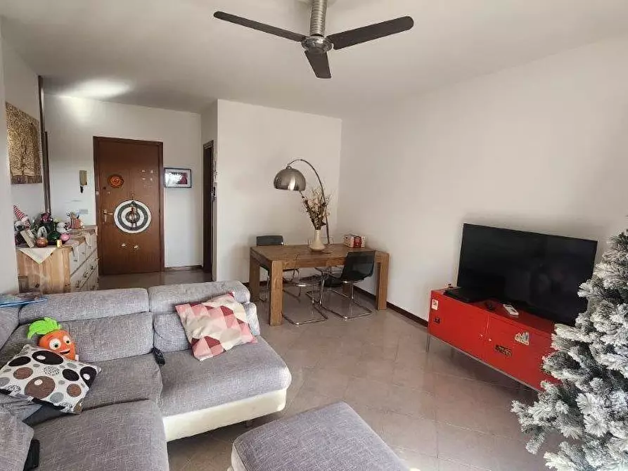 Immagine 5 di Appartamento in vendita  a Cascina