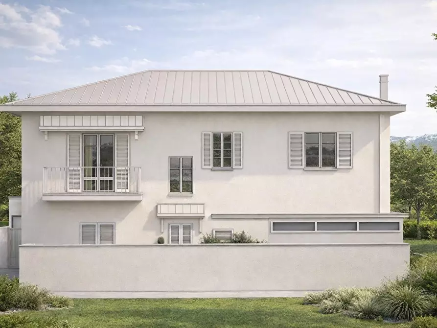 Immagine 2 di Villa in vendita  a Forte Dei Marmi