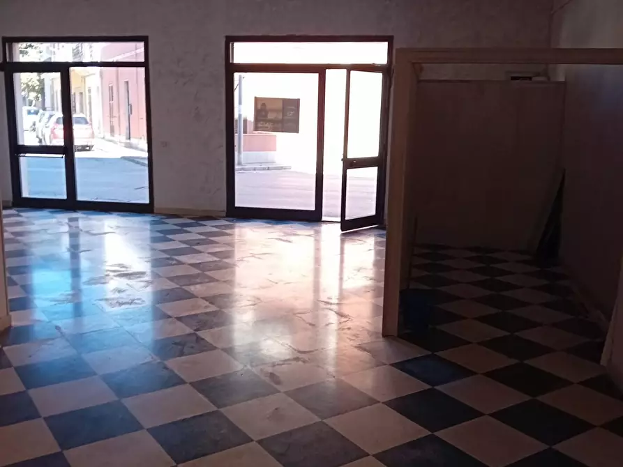Immagine 7 di Locale commerciale in affitto  a Ispica