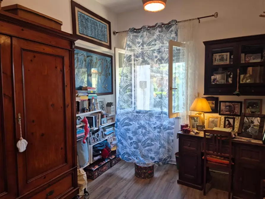 Immagine 11 di Appartamento in vendita  a Campiglia Marittima