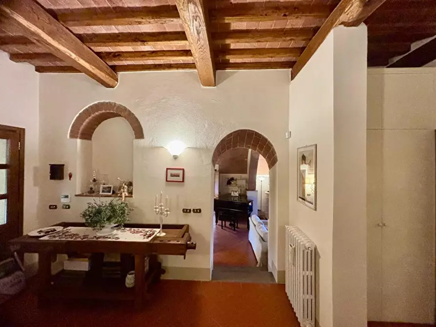 Immagine 39 di Casa colonica in vendita  a Palaia