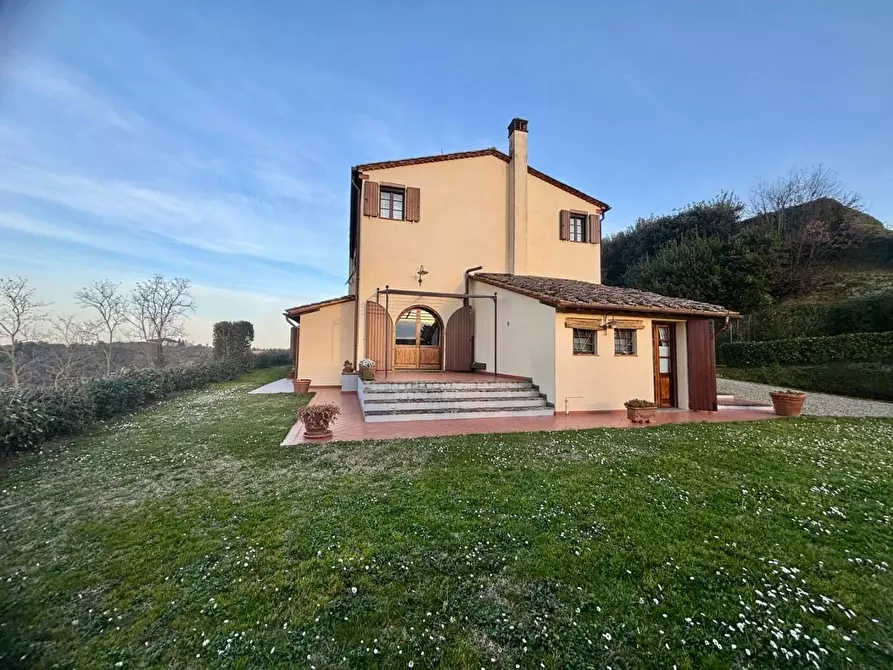 Immagine 6 di Casa colonica in vendita  a Palaia