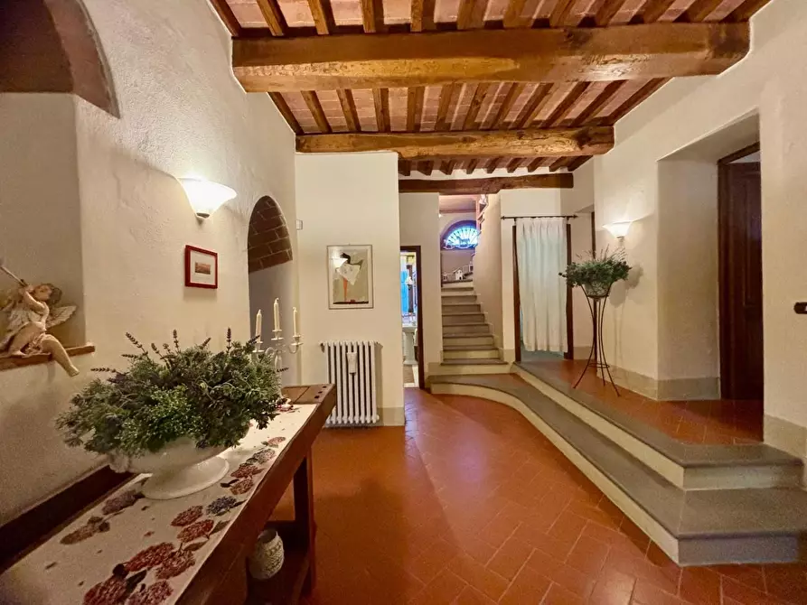 Immagine 37 di Casa colonica in vendita  a Palaia