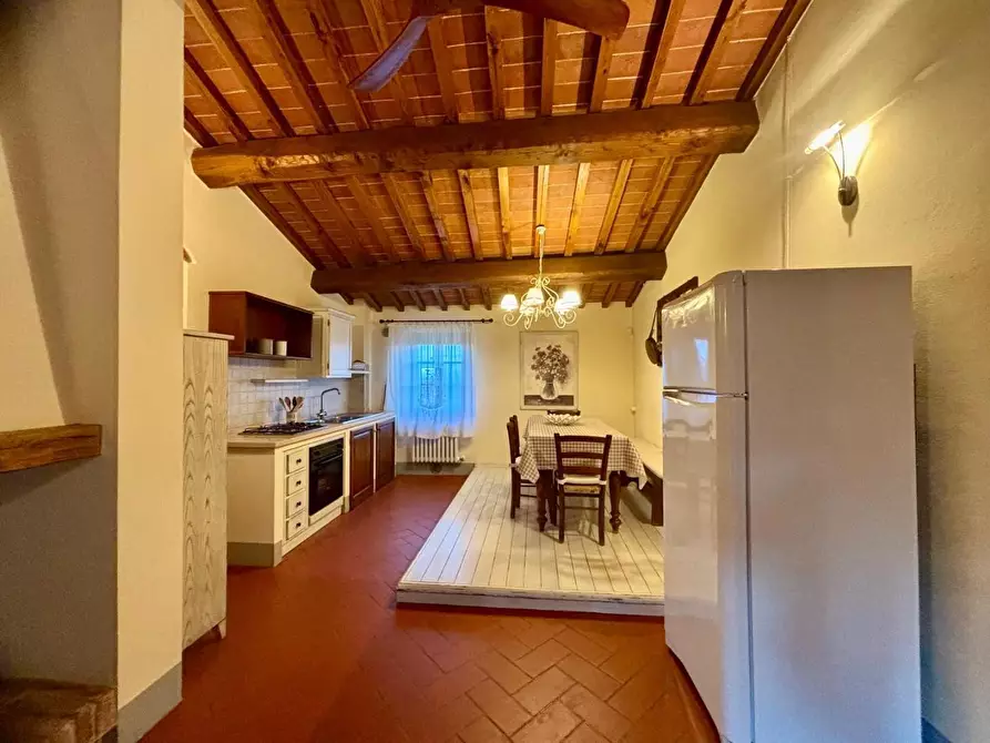 Immagine 47 di Casa colonica in vendita  a Palaia