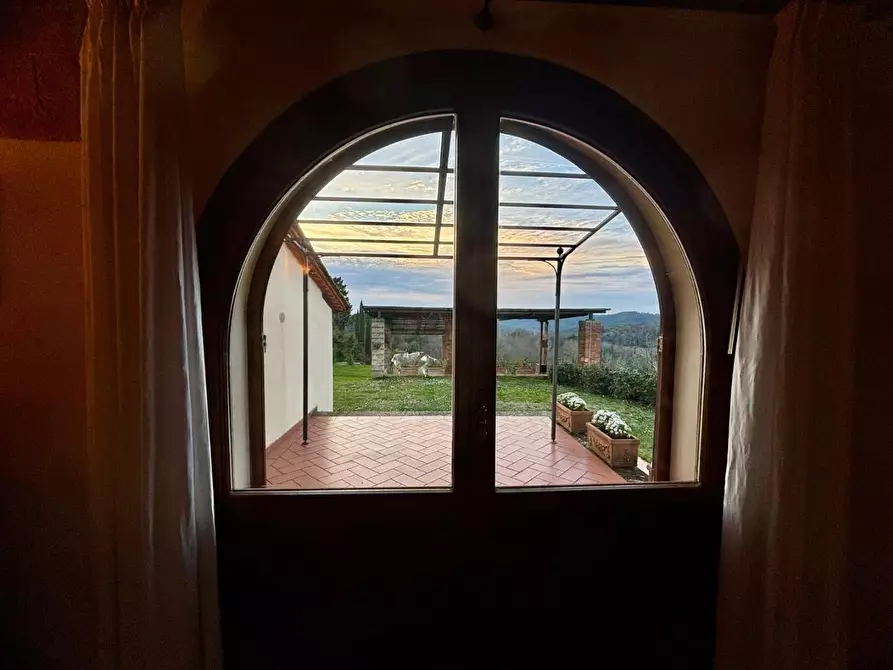 Immagine 29 di Casa colonica in vendita  a Palaia