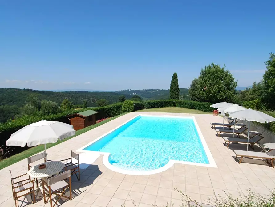 Immagine 10 di Casa colonica in vendita  a Palaia