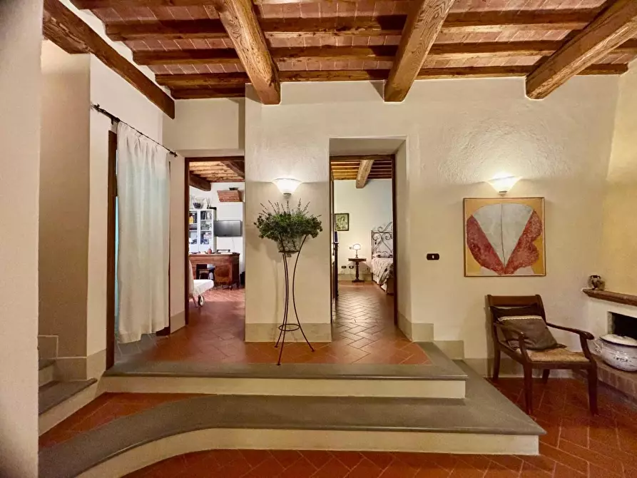 Immagine 38 di Casa colonica in vendita  a Palaia