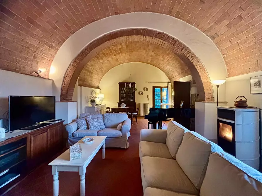 Immagine 22 di Casa colonica in vendita  a Palaia