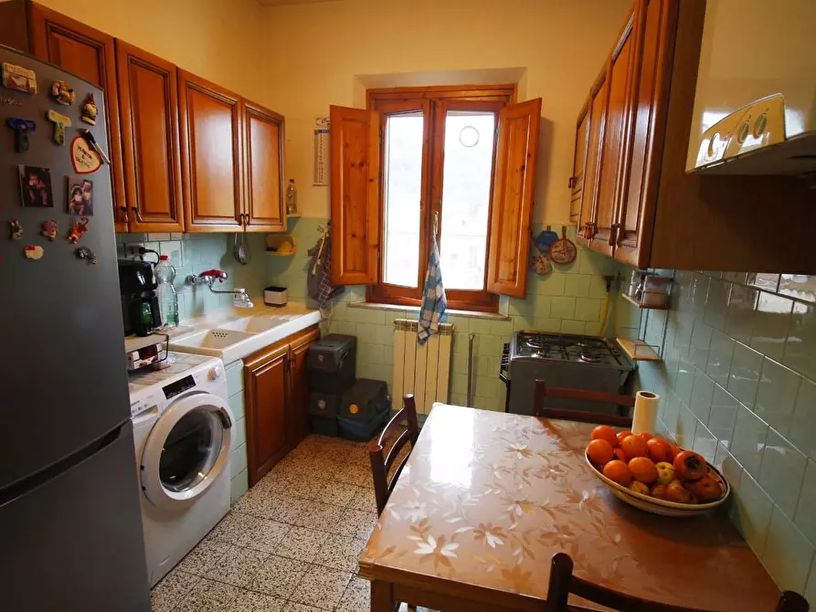 Immagine 8 di Appartamento in vendita  a Capraia E Limite