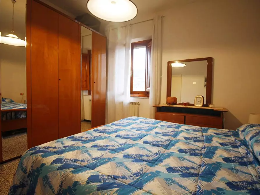 Immagine 15 di Appartamento in vendita  a Capraia E Limite