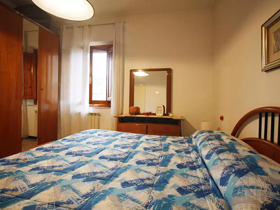 Immagine 13 di Appartamento in vendita  a Capraia E Limite