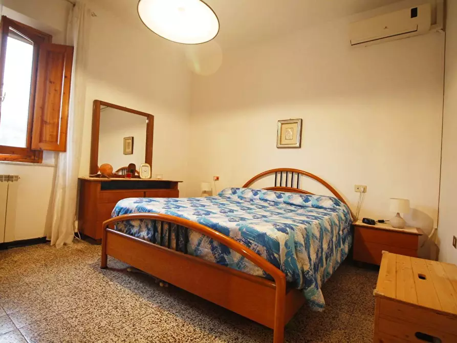 Immagine 11 di Appartamento in vendita  a Capraia E Limite