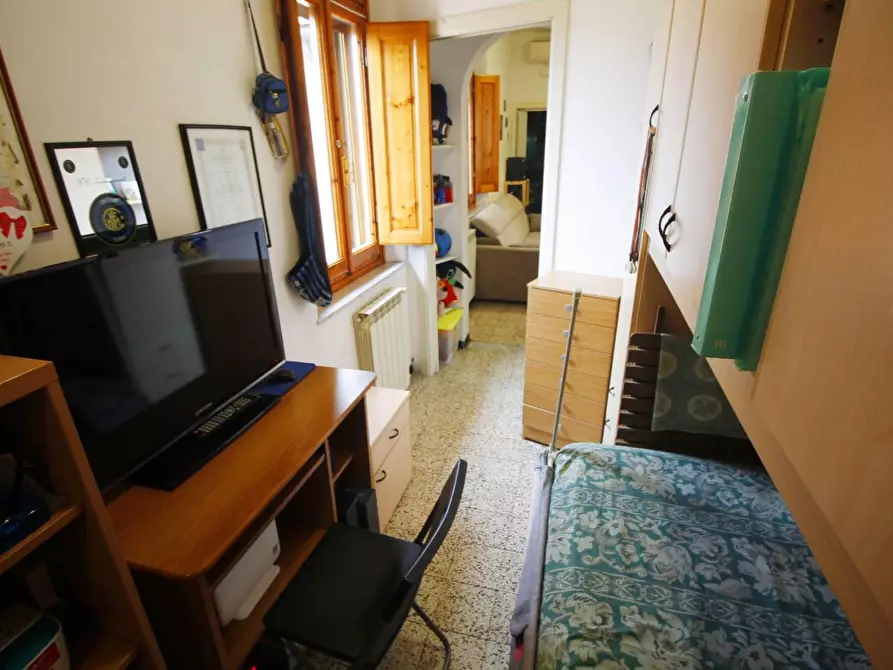 Immagine 19 di Appartamento in vendita  a Capraia E Limite