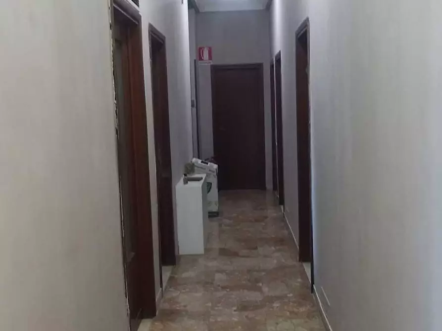 Immagine 1 di Ufficio in affitto  a San Giuliano Terme