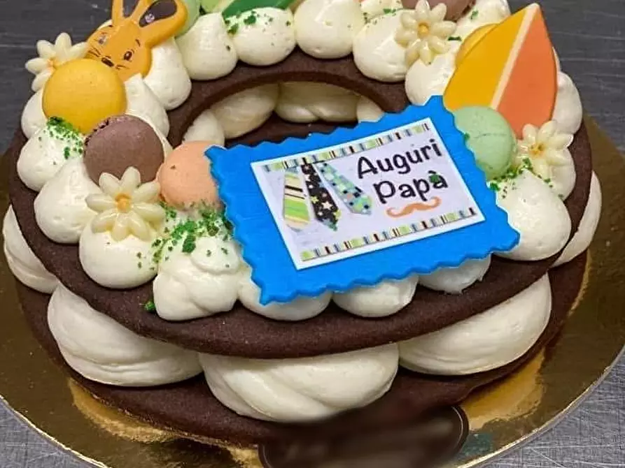 Immagine 5 di Bar / Ristorante in vendita  a Campi Bisenzio