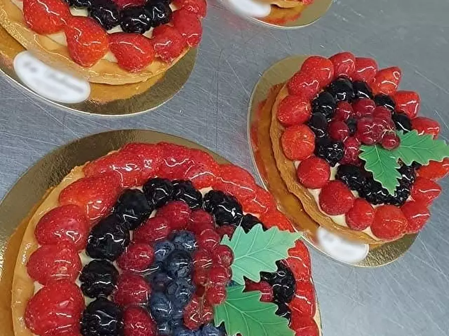 Immagine 13 di Bar / Ristorante in vendita  a Campi Bisenzio